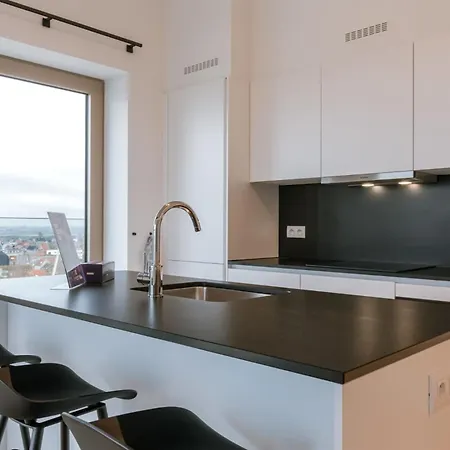 Near The 2 Bedrooms 2 Bathrooms & Terrace Ostenda